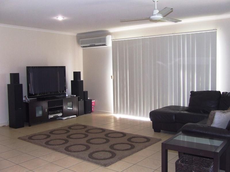 42 Heather Way, Urraween QLD 4655