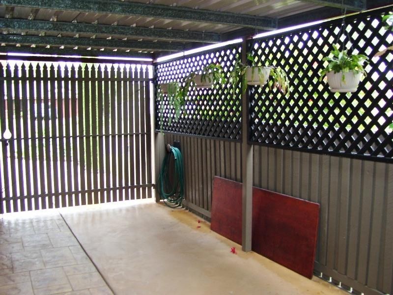10 Bowerbird Avenue, Eli Waters QLD 4655