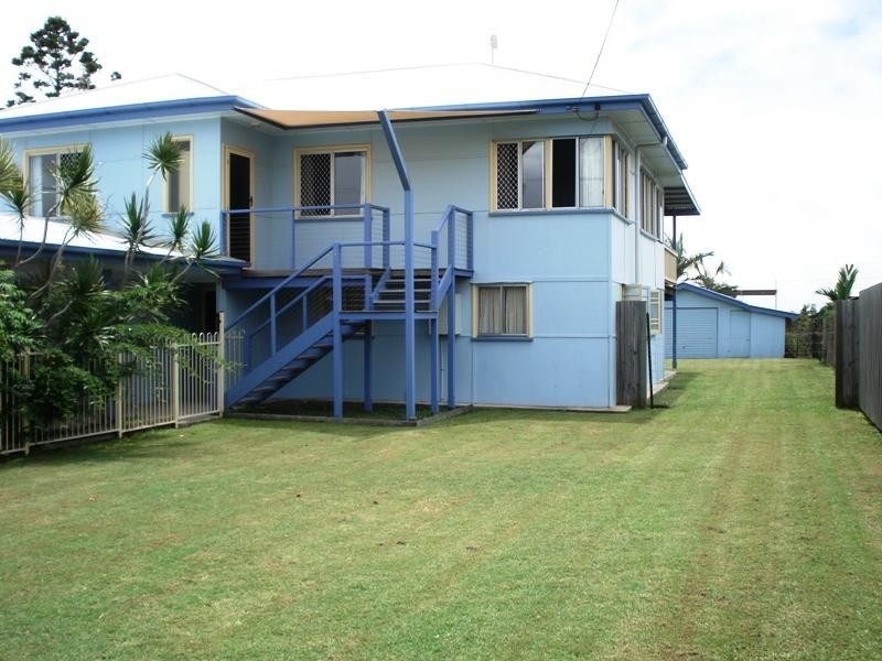 34 Edward Street, Urangan QLD 4655