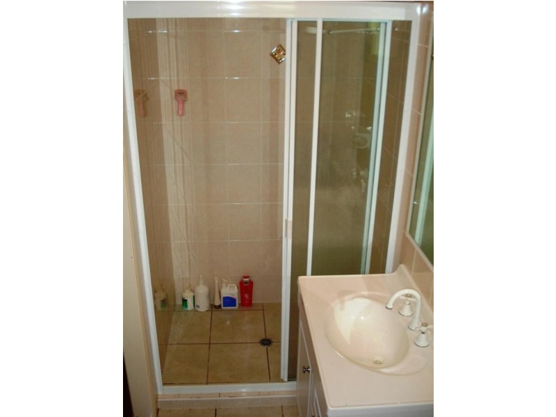 3 Benson Close, Urraween QLD 4655