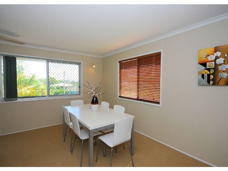 43 Totness Street, Torquay QLD 4655