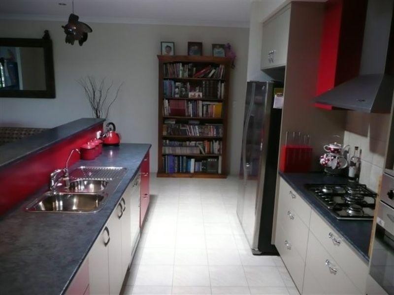 7 Amstal Avenue, Wondunna QLD 4655