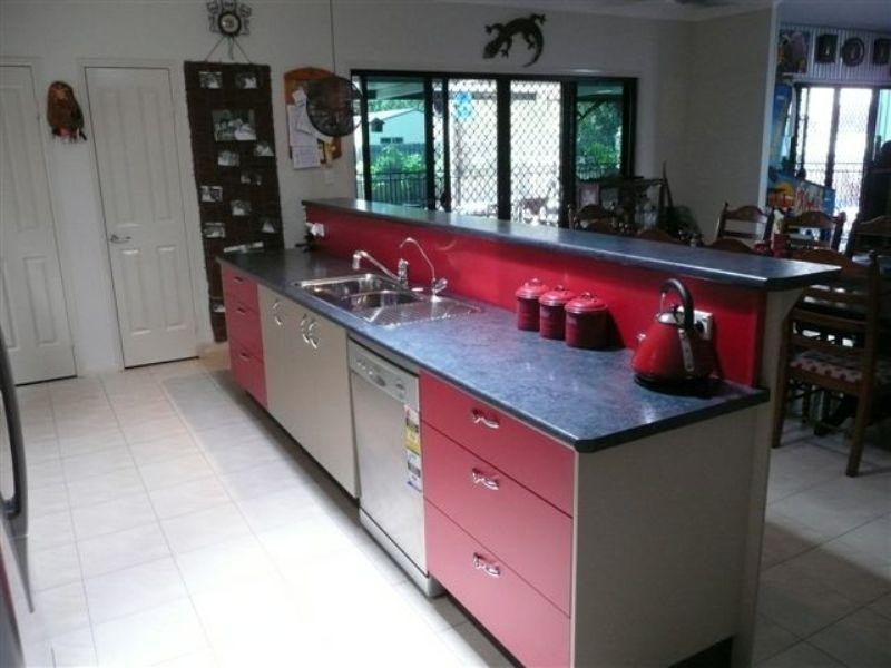 7 Amstal Avenue, Wondunna QLD 4655