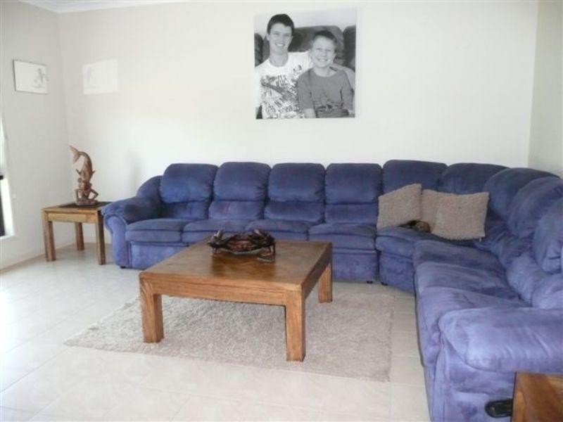 7 Amstal Avenue, Wondunna QLD 4655