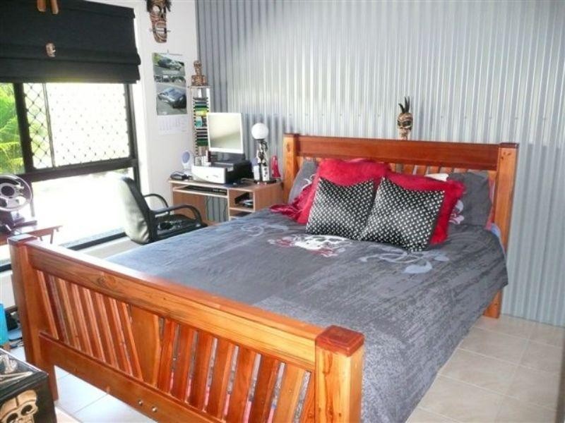 7 Amstal Avenue, Wondunna QLD 4655