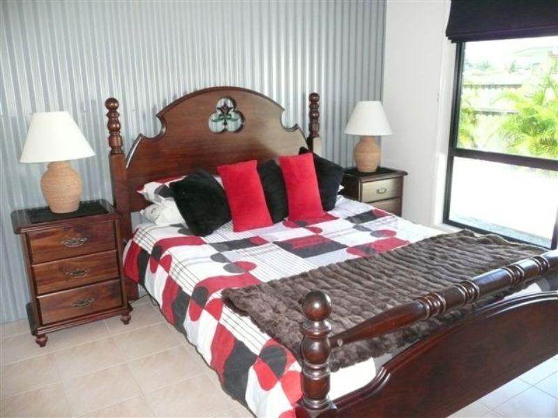 7 Amstal Avenue, Wondunna QLD 4655