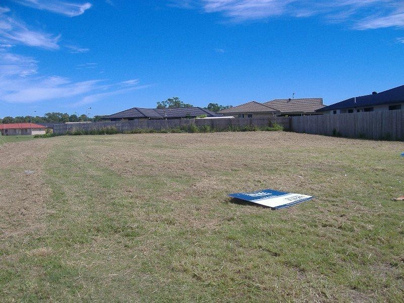 28 Anchorage Circuit, Point Vernon QLD 4655