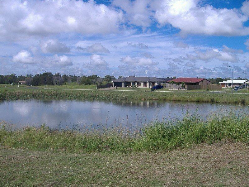28 Anchorage Circuit, Point Vernon QLD 4655