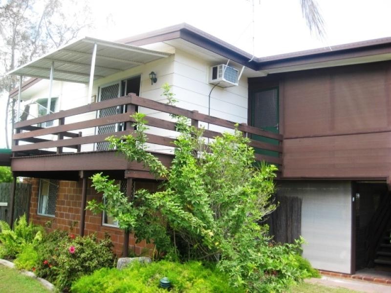 2 Hayworth Street, Point Vernon QLD 4655