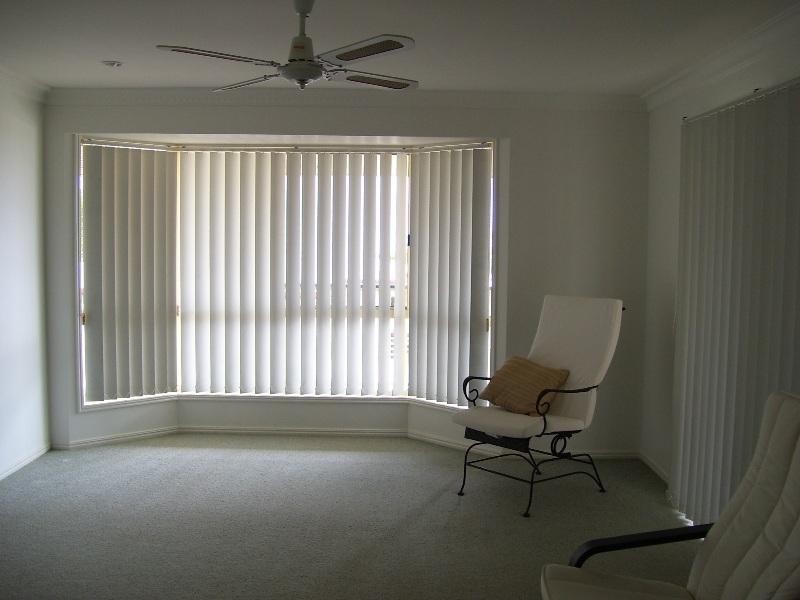 12 Nicholson Court, Urraween QLD 4655