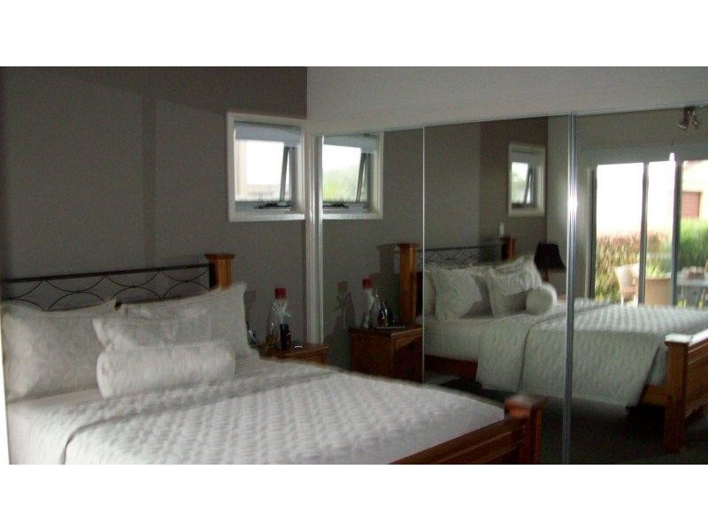 Unit 1/136 Pulgul Street, Urangan QLD 4655