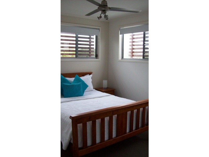 Unit 1/136 Pulgul Street, Urangan QLD 4655