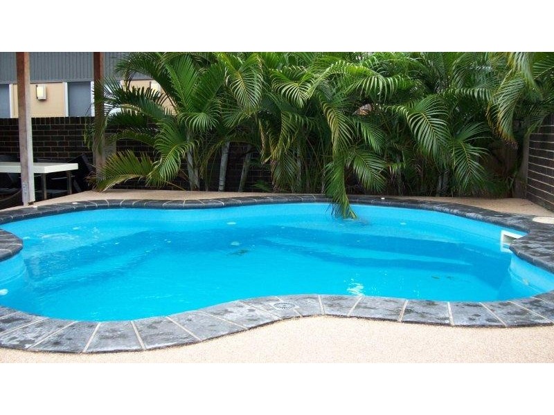 Unit 1/136 Pulgul Street, Urangan QLD 4655