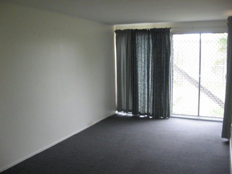 Unit 1/2 Wuruma Street, Scarness QLD 4655