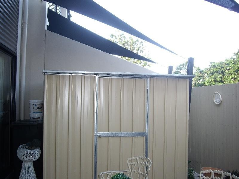 Unit 2/52 Shell Street, Urangan QLD 4655