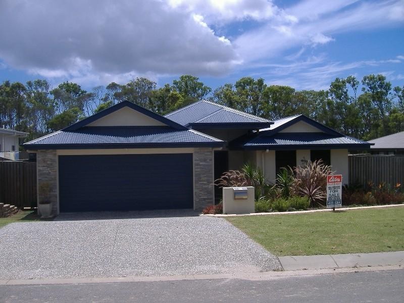 17 Bay Breeze Close, Wondunna QLD 4655