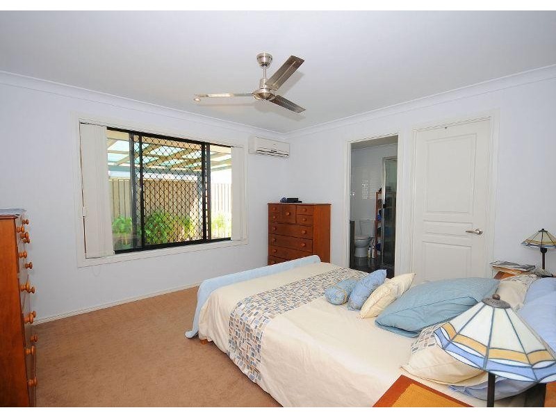 17 Bay Breeze Close, Wondunna QLD 4655