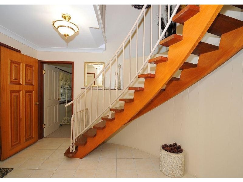 24 Hillcrest Avenue, Scarness QLD 4655