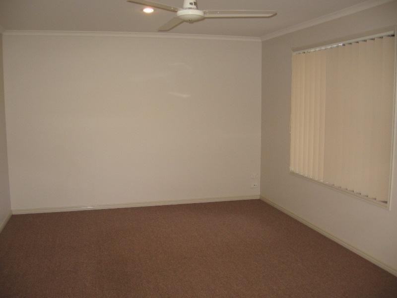 7 Red Gum Court, Urraween QLD 4655