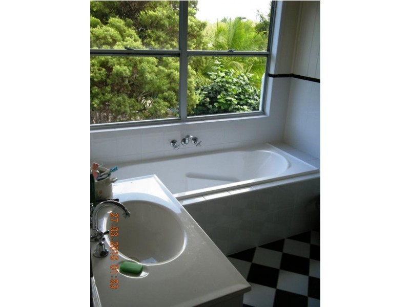 1043 Booral Road, Bunya Creek QLD 4655