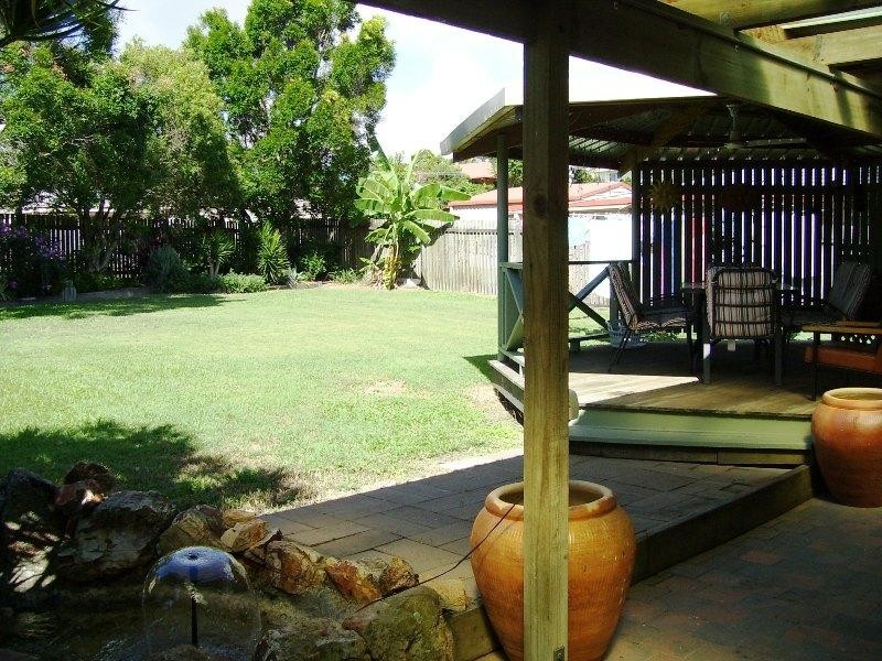 18 Johnston Boulevard, Urraween QLD 4655