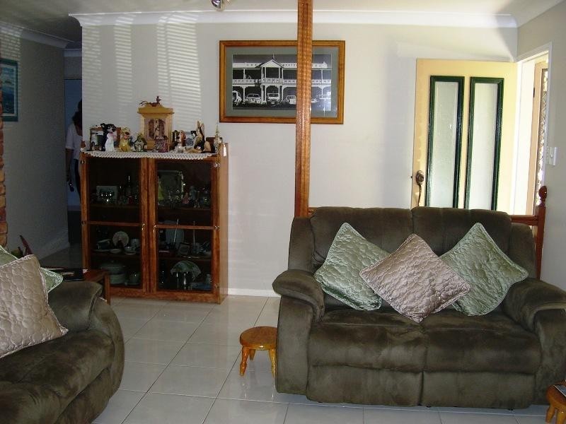18 Johnston Boulevard, Urraween QLD 4655