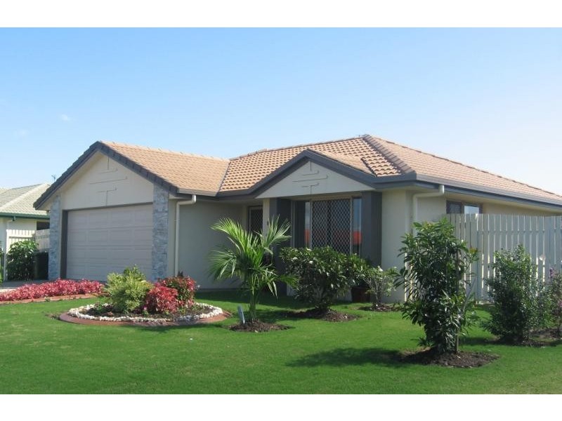 89 Endeavour Way, Eli Waters QLD 4655