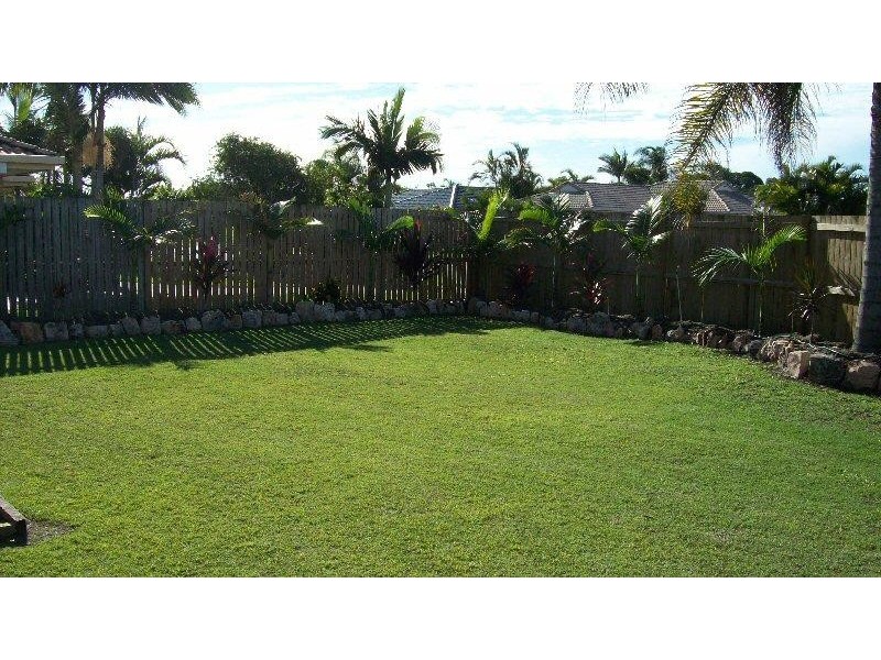 37 Cedar Crescent, Kawungan QLD 4655