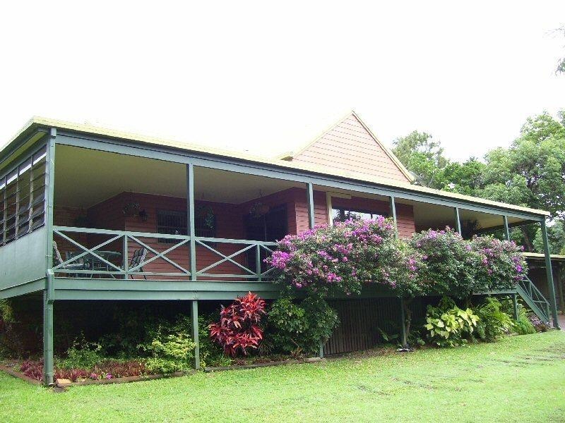 4 Popp Court, Urraween QLD 4655