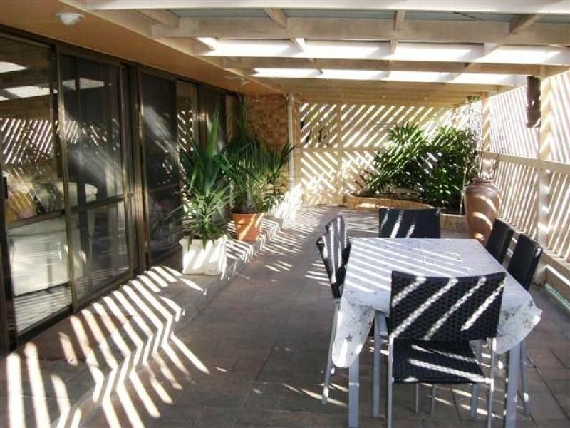 41 Hansen Street, Urangan QLD 4655
