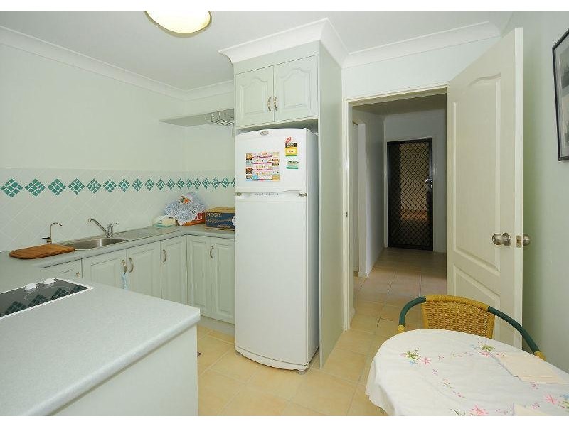 Point Vernon QLD 4655