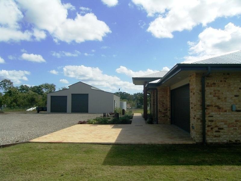 1438 Booral Road, Nikenbah QLD 4655