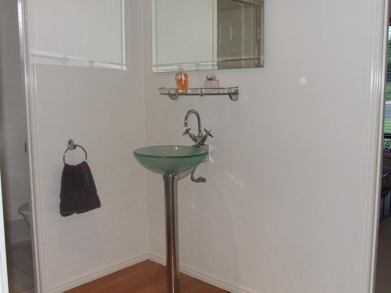18 Baunfiend Court, Urraween QLD 4655