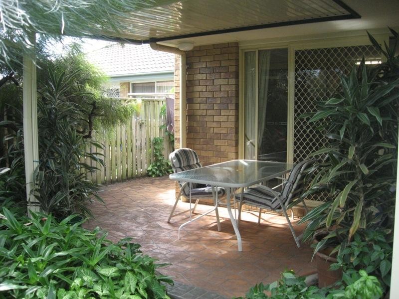 5 Brooke Court, Torquay QLD 4655