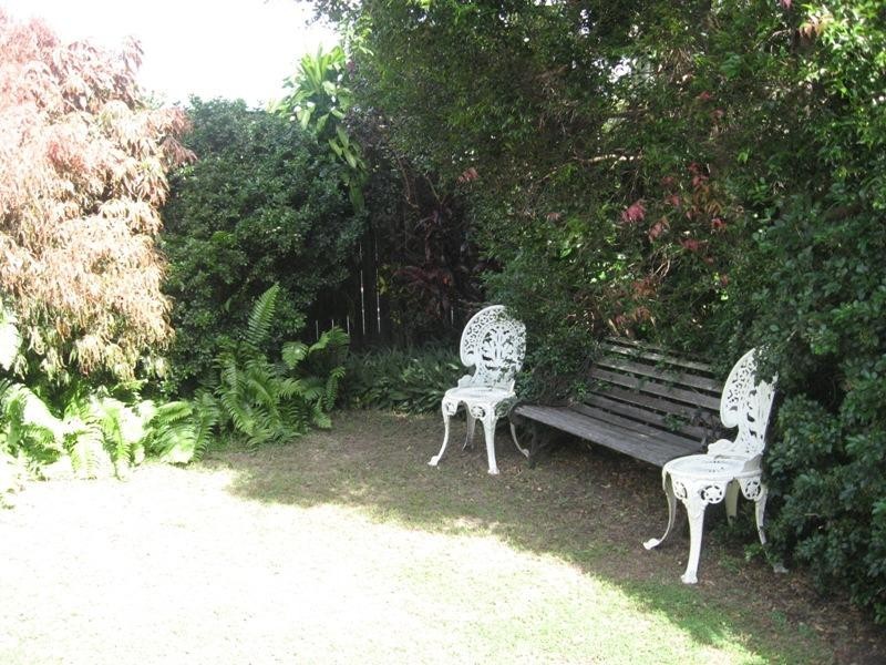 5 Brooke Court, Torquay QLD 4655