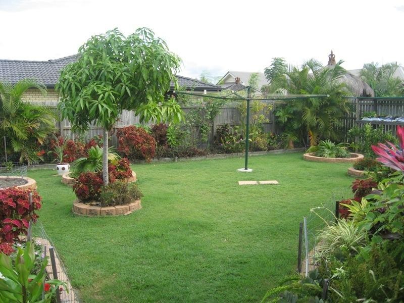 70 Wattle Street, Point Vernon QLD 4655