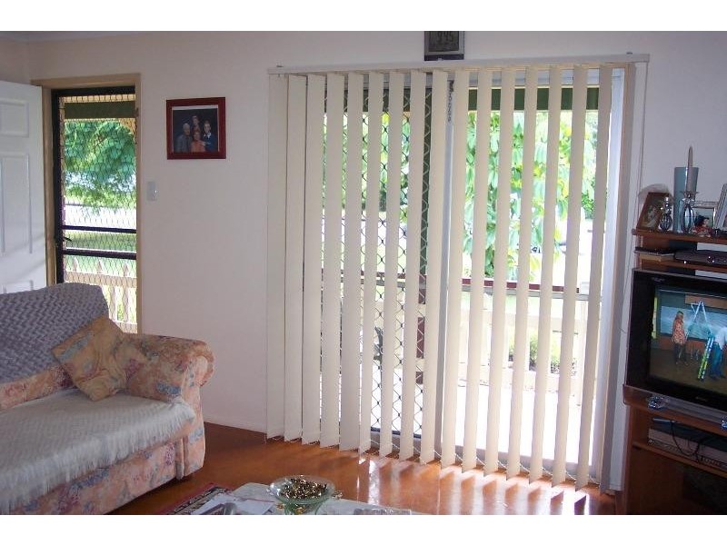 40 Saunders Street, Point Vernon QLD 4655