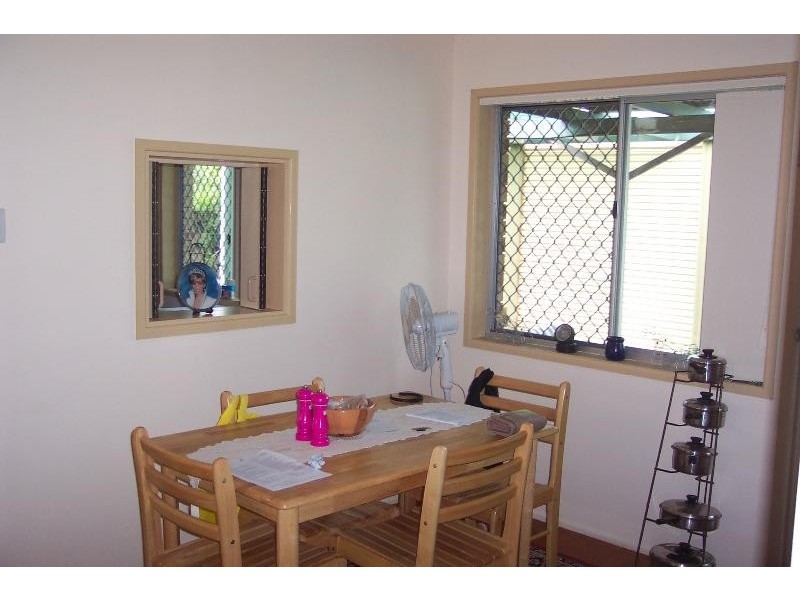 40 Saunders Street, Point Vernon QLD 4655