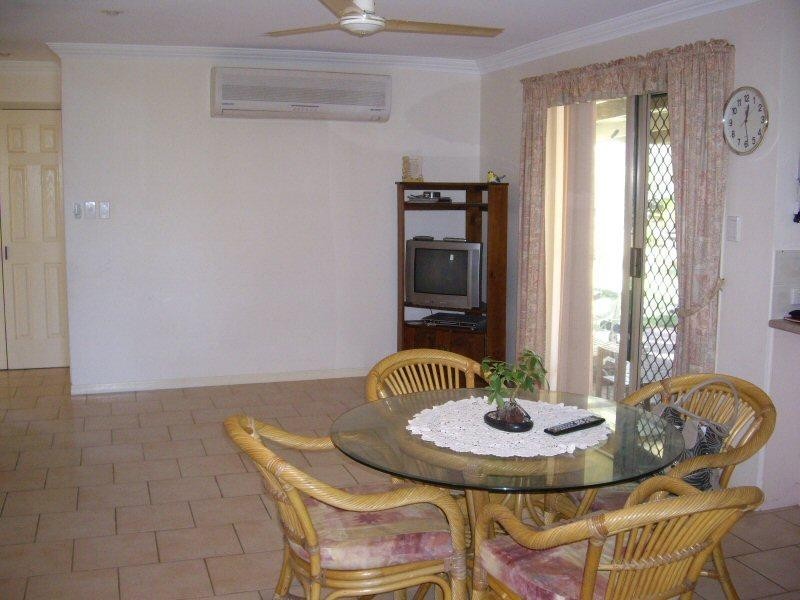 352 Honeyeater Drive, Sunshine Acres QLD 4655
