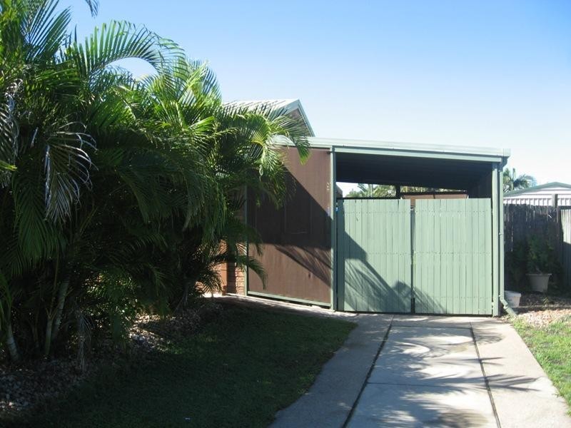 5 Bunker Avenue, Urraween QLD 4655