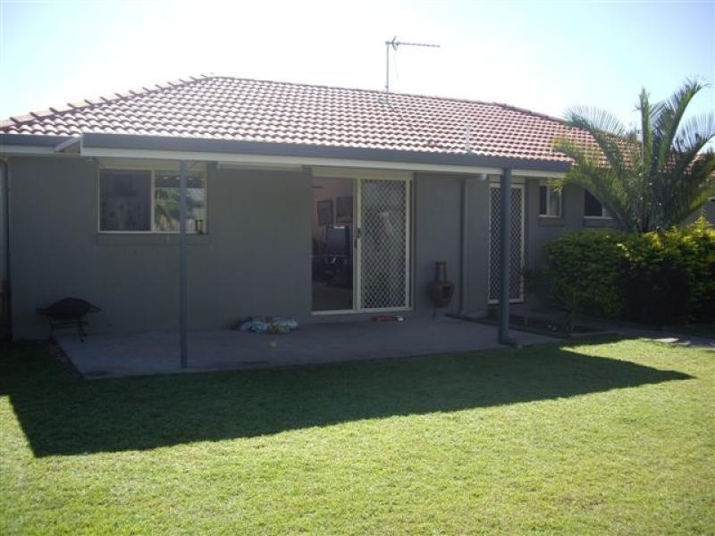 6 Pialba Downs Drive, Eli Waters QLD 4655