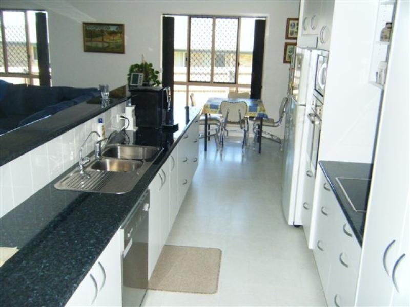 17 Teresa Street, Kawungan QLD 4655