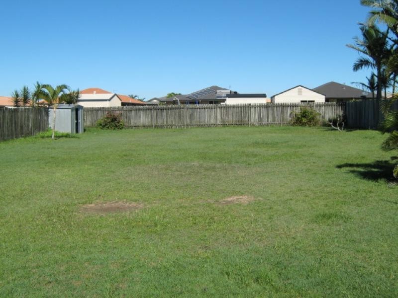 4 Lindeman Court, Kawungan QLD 4655