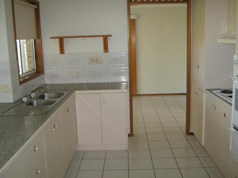 4 Lindeman Court, Kawungan QLD 4655