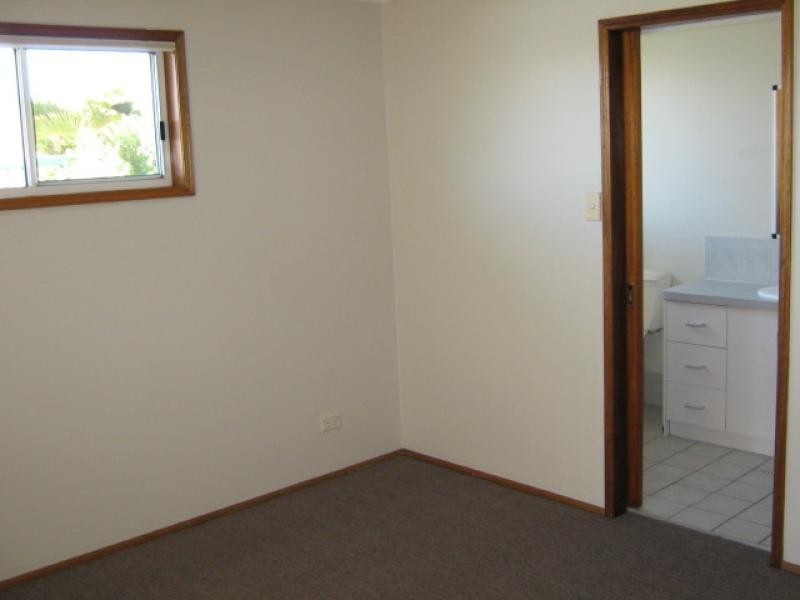 4 Lindeman Court, Kawungan QLD 4655