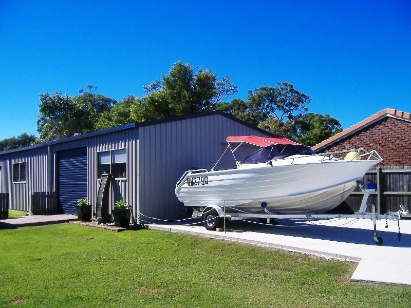 1 Lucyanne Court, Urangan QLD 4655