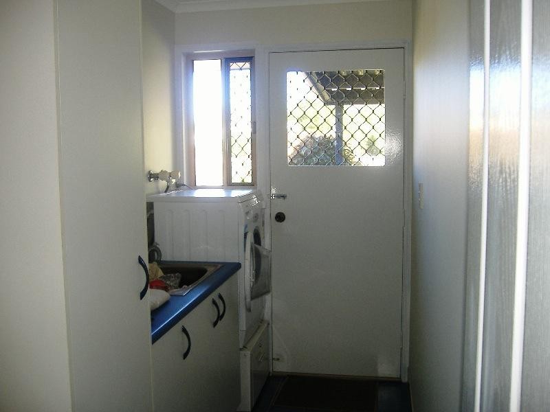 1 Lucyanne Court, Urangan QLD 4655