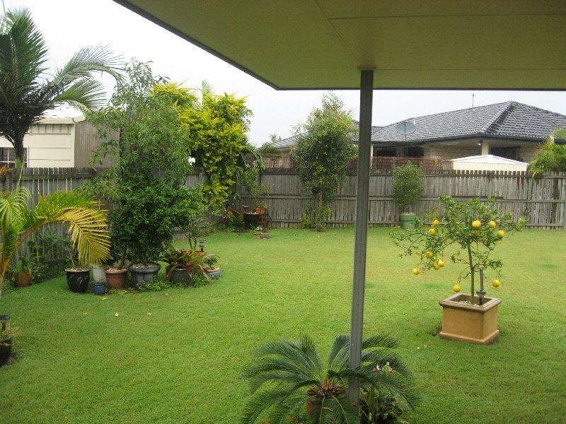 35 Heather Way, Urraween QLD 4655