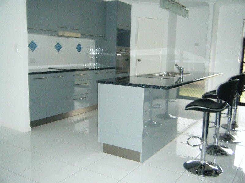 20 Bianca Court, Torquay QLD 4655