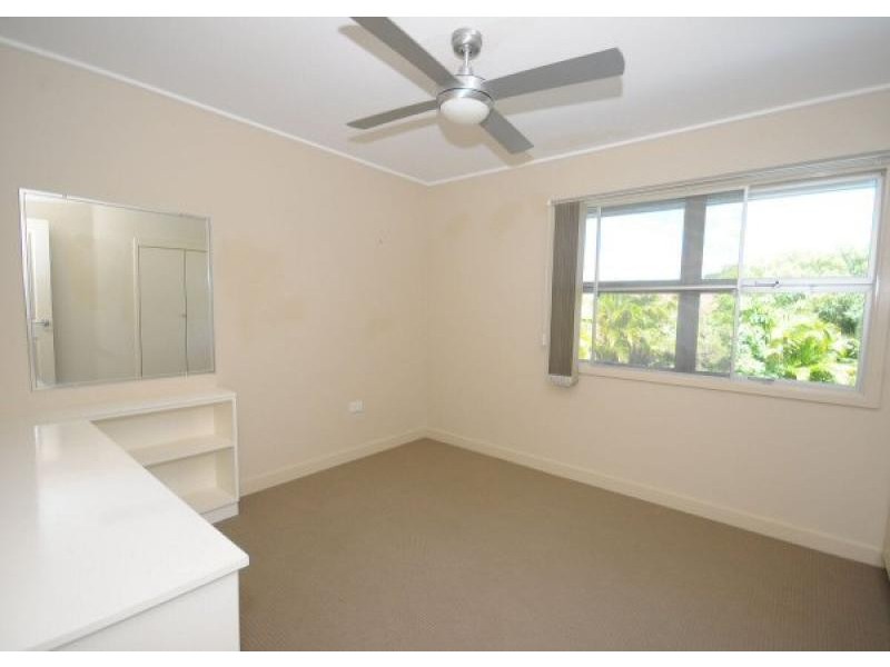 181 Long Street, Point Vernon QLD 4655